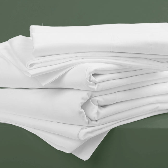 THE CLASSIC COLLECTION LUXURY BED LINEN FITTED SHEET