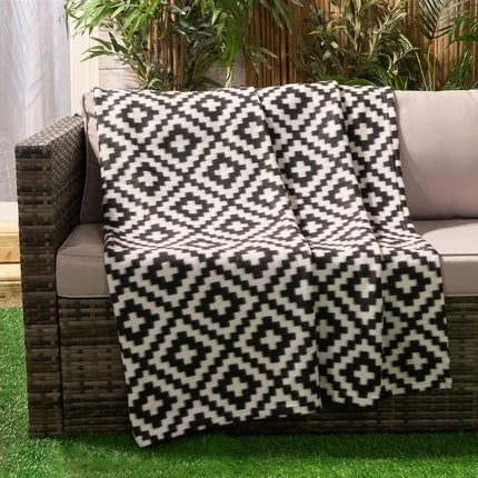 GEOMETRIC EMBOSSED FLEECE THROW CHARCOL - The Fusion Mart UK