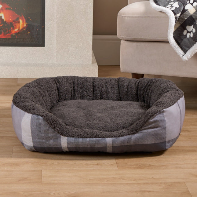 WINSFORD CHECK PRINTED PET BED GREY